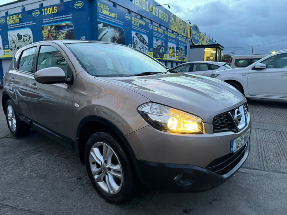 2012 Nissan Qashqai - image 3