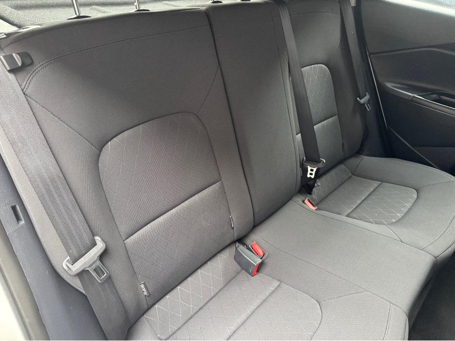 2015 Kia Rio - image 13