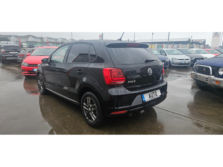 2016 Volkswagen Polo - image 10