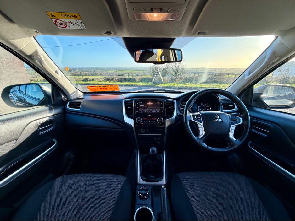 2020 Mitsubishi L200 - image 10