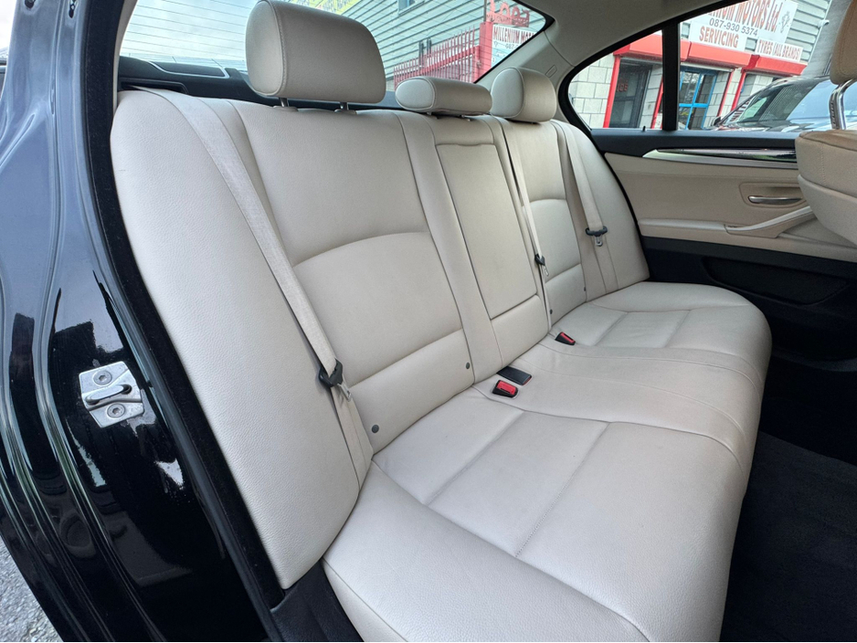 2012 BMW 5 Series - image 10