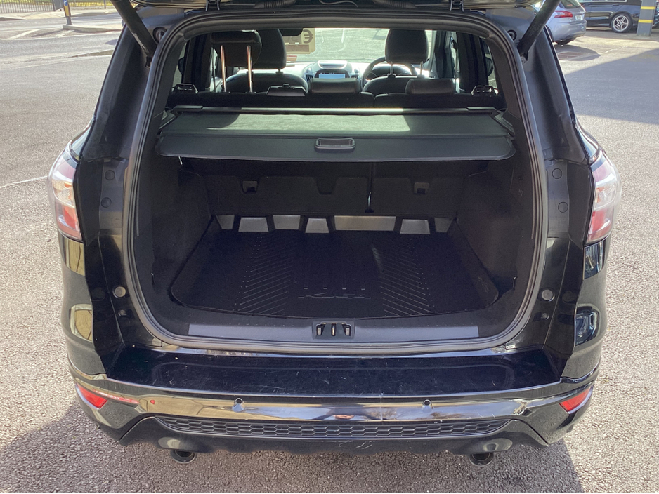 2018 Ford Kuga - image 18