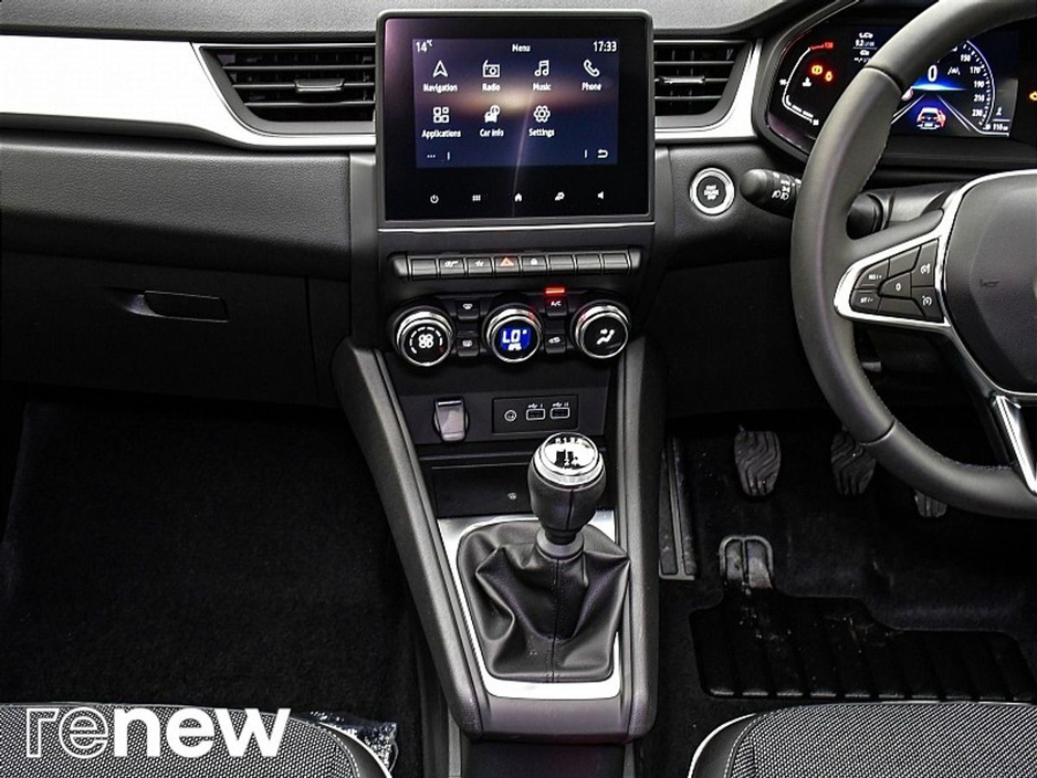 2024 Renault Captur - image 20