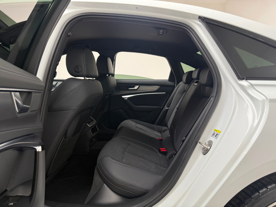 2025 Audi A6 50 TFSI E S LINE QUATTRO €56,990