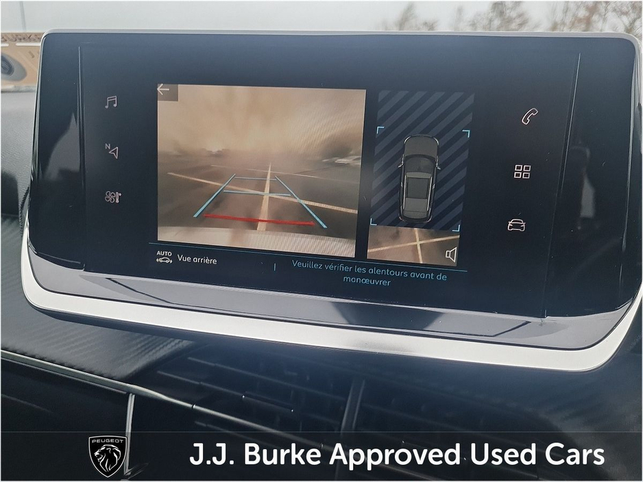 2022 Peugeot 2008 - image 13