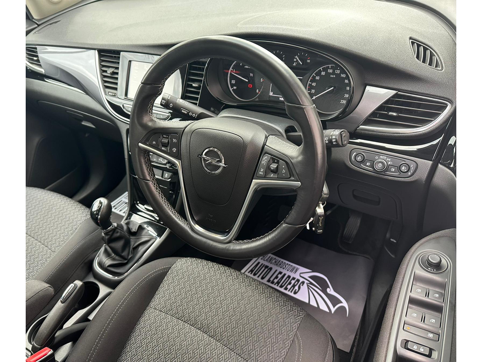 2019 Opel Mokka - image 18