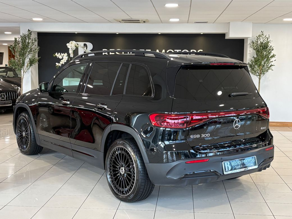 2025 Mercedes-Benz EQB - image 5