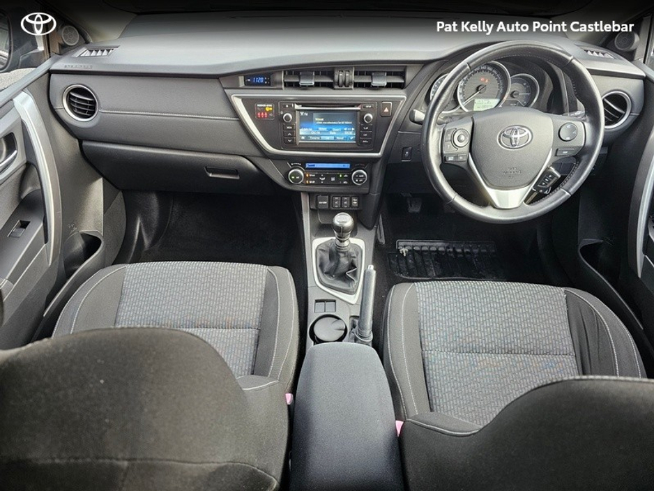 2015 Toyota Auris 1.33 5DR SOL 4DR €13,950