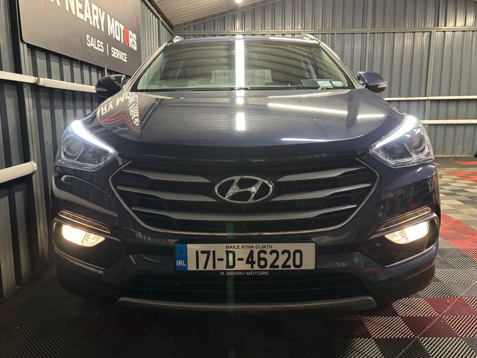 2017 Hyundai Santa Fe - image 7