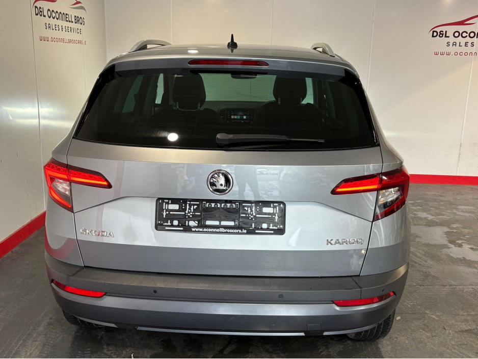 2018 Skoda Karoq - image 5