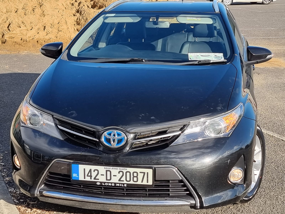 2014 Toyota Auris - image 9