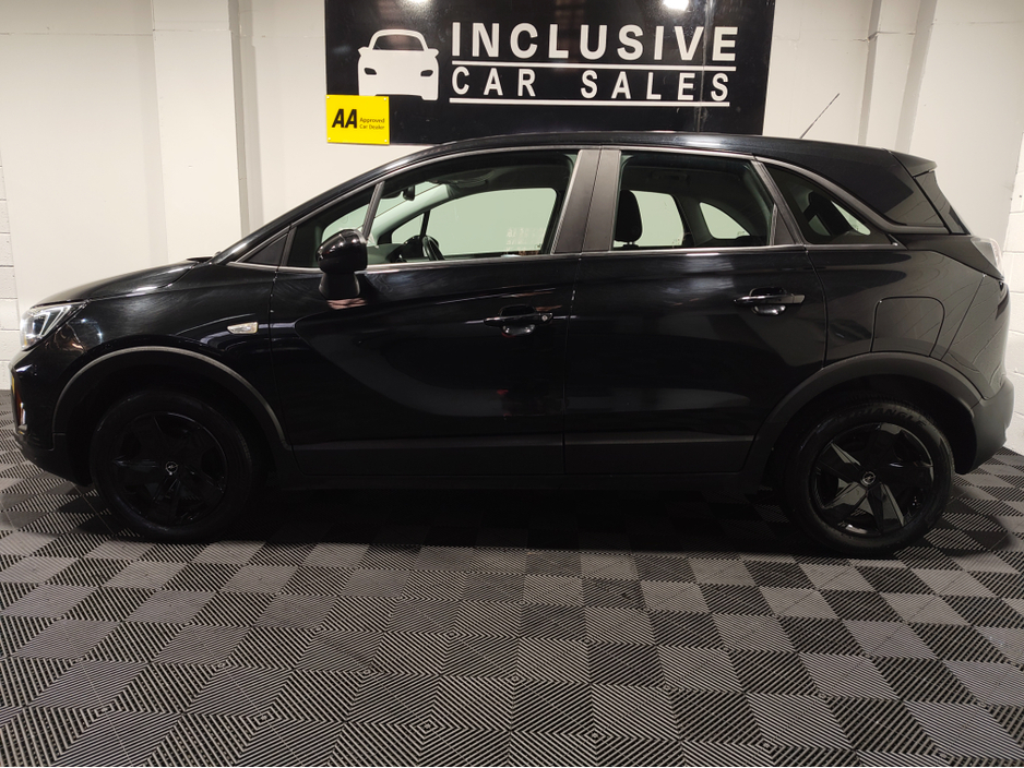 2023 Opel Crossland X - image 14