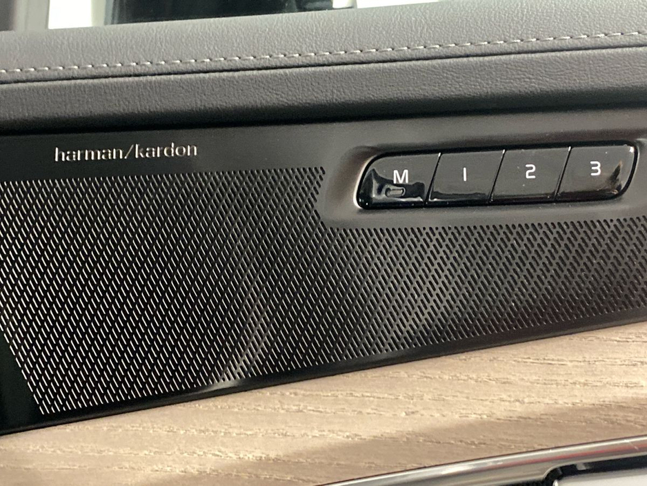 2026 Volvo XC90 - image 21