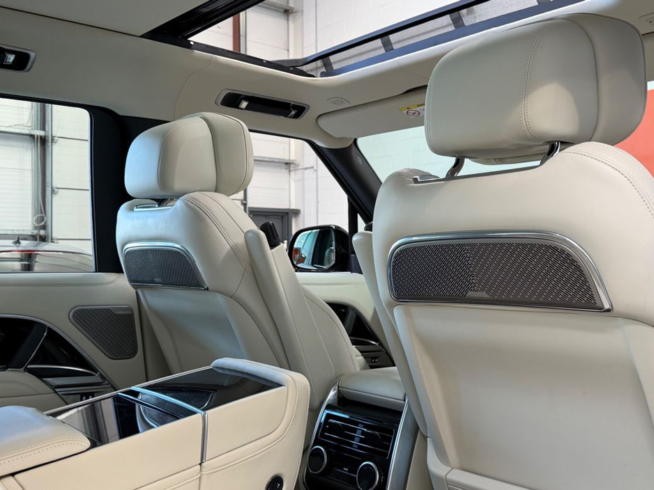 2025 Land Rover Range Rover - image 27