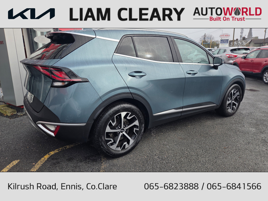 2024 Kia Sportage - image 2