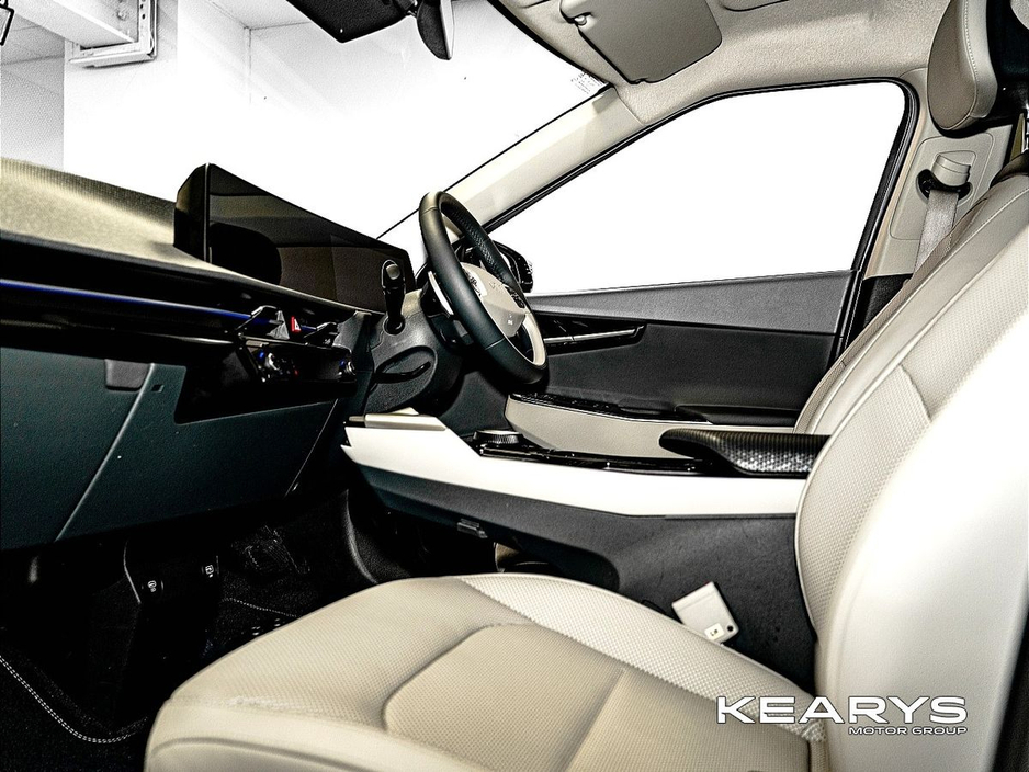 2023 Kia EV6 - image 13