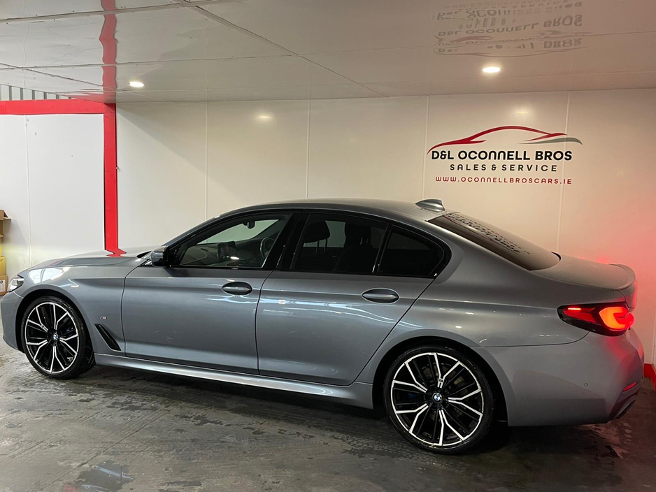 2021 BMW 5 Series - image 6