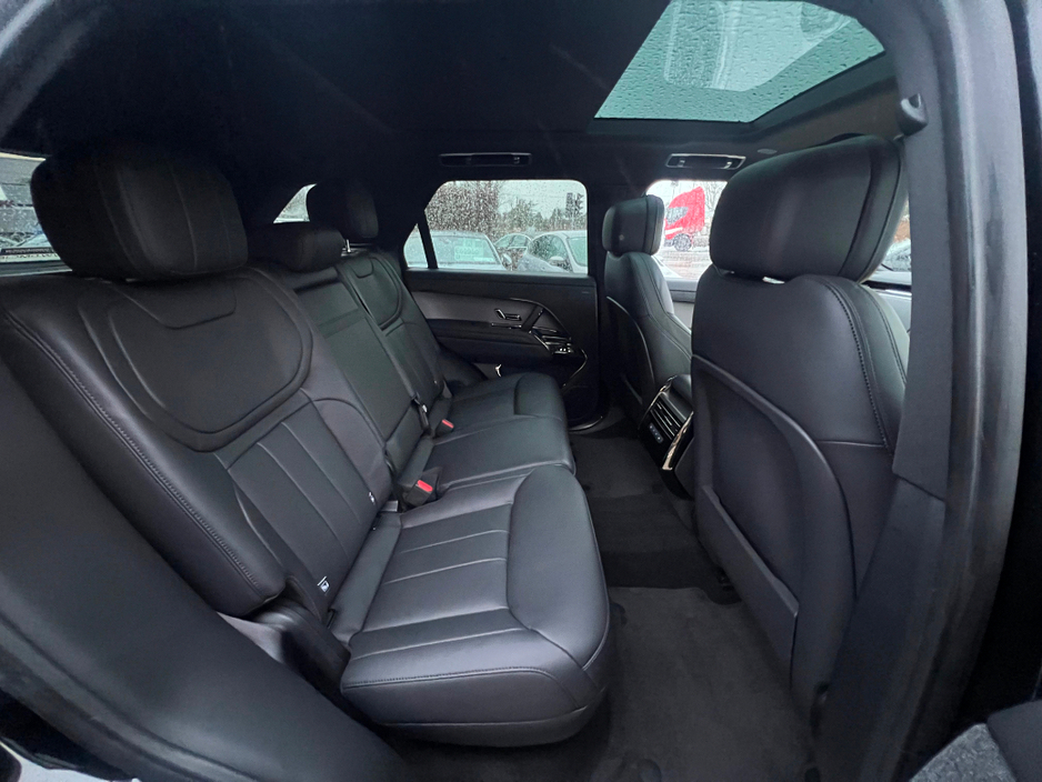 2025 Land Rover Range Rover Sport P460E PHEV 3.0 EDITION *LOW KMS* €119,950