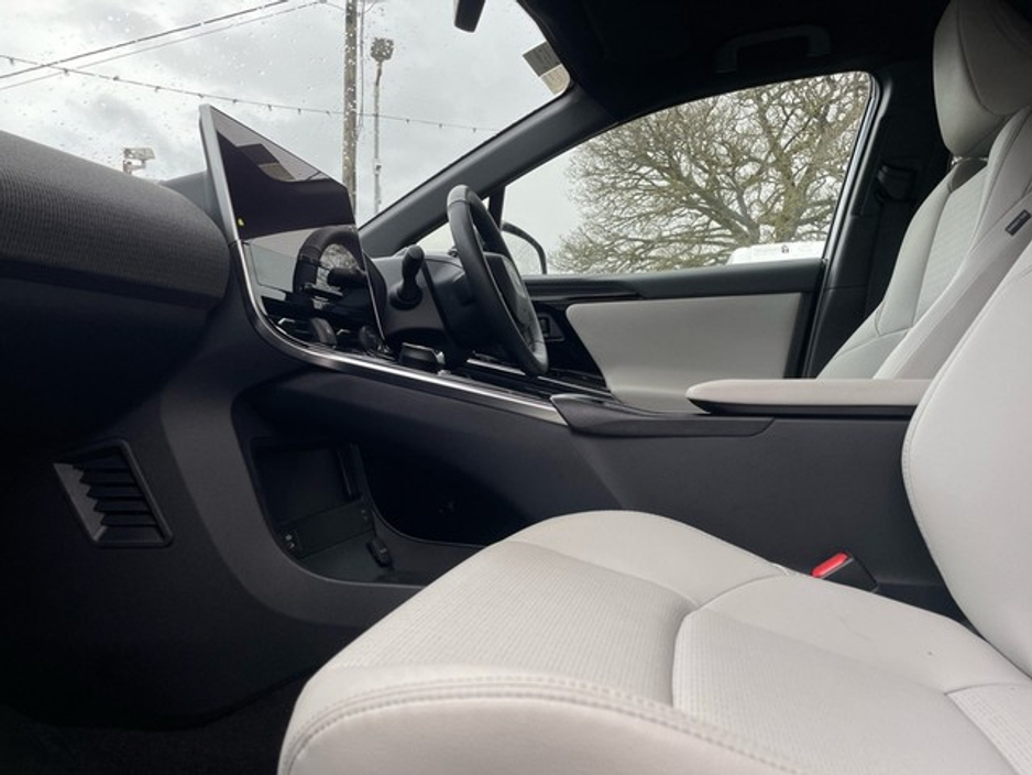 2023 Toyota bZ4X PREMIERE 11K €33,888