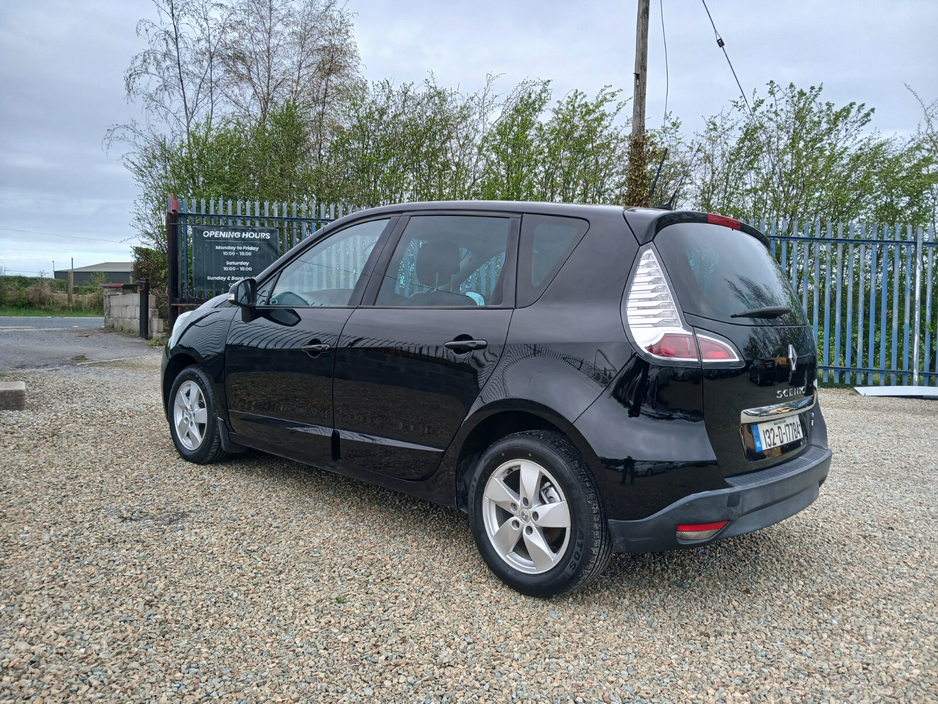 2013 Renault Scenic - image 7