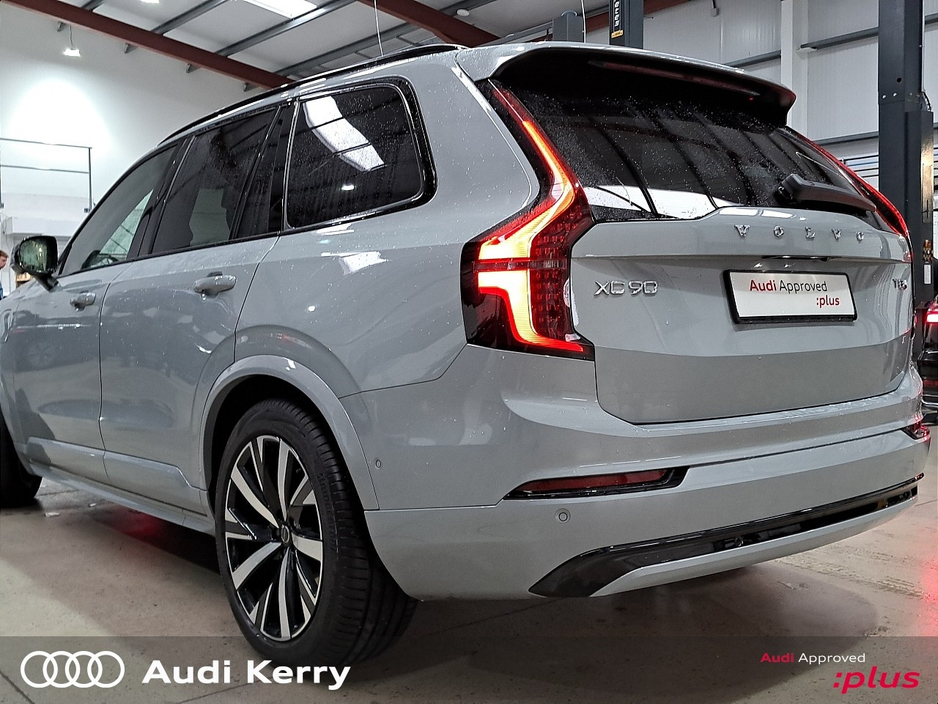 2025 Volvo XC90 - image 33