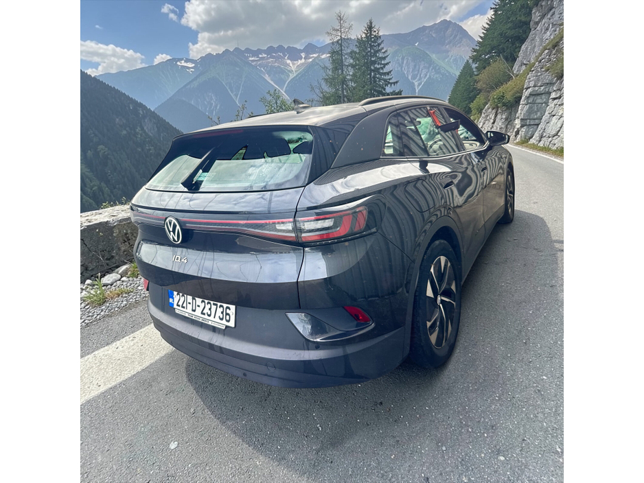 2022 Volkswagen ID.4 - image 5