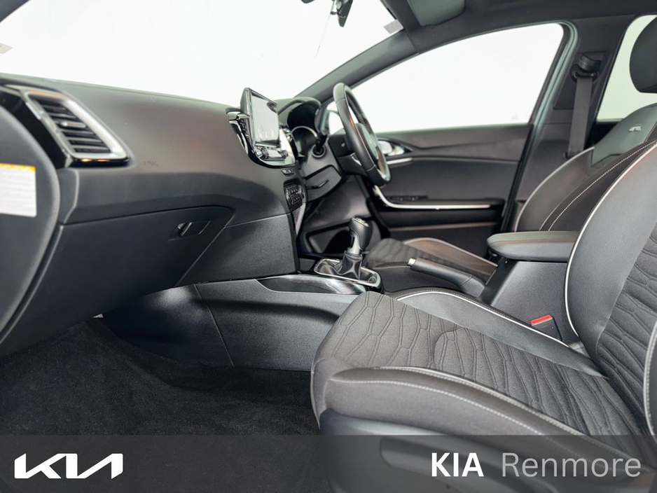 2024 Kia Ceed 1.6D Mhev GTL MY23 5DR €25,995