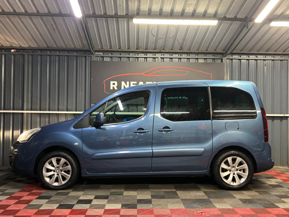 2016 Peugeot Partner Tepee - image 5