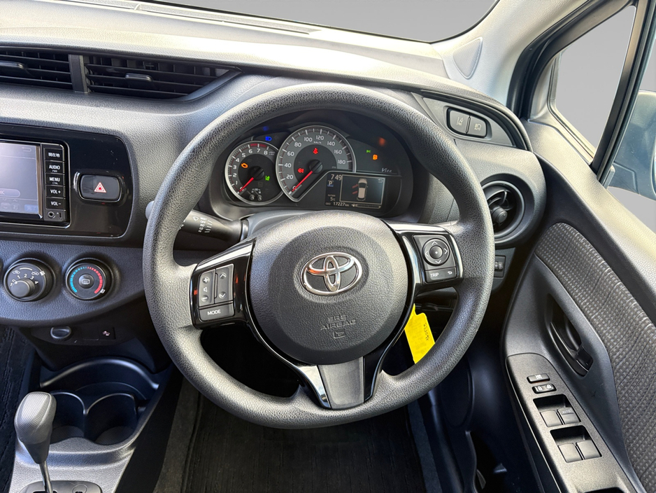 2017 Toyota Vitz 1.3 Petrol Auto €11,000