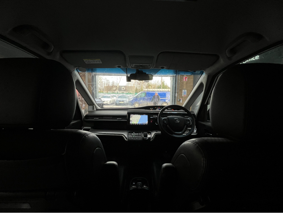 2021 Honda Stepwagon - image 17