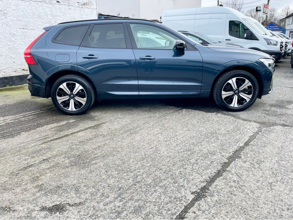 2023 Volvo XC60 - image 19