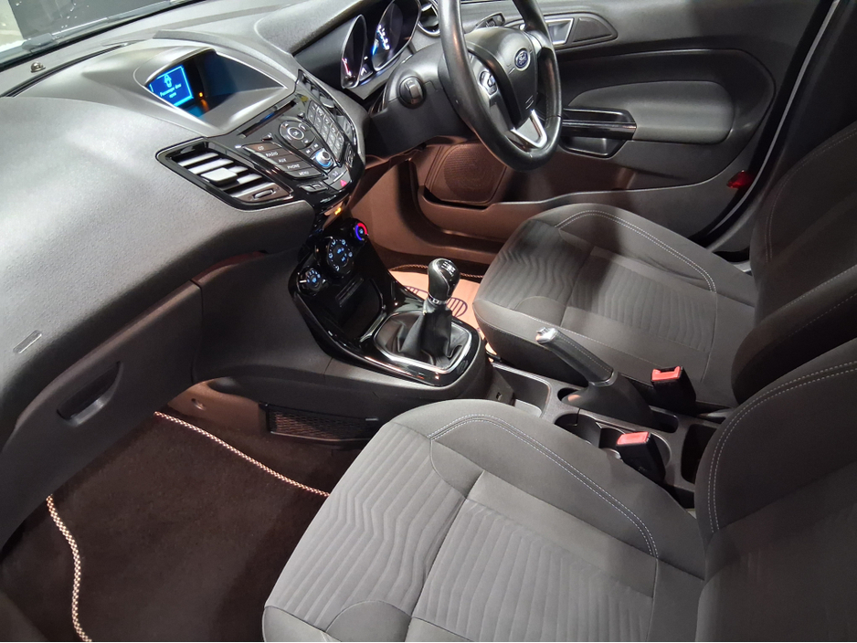 2015 Ford Fiesta 1.25 ZETEC €8,995