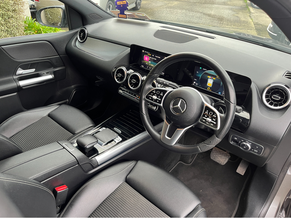 2019 Mercedes-Benz B Class B180 SPORT AUTOMATIC 1.3 PETROL //LOW MILES//HALF LEATHER SEATS//SAT NAV//REVERSE CAMERA// €20,950