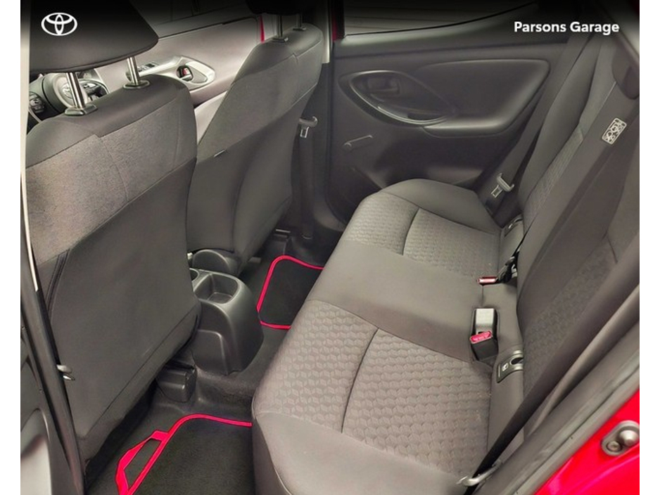 2024 Toyota Yaris 1.5 LUNA 4DR €23,995