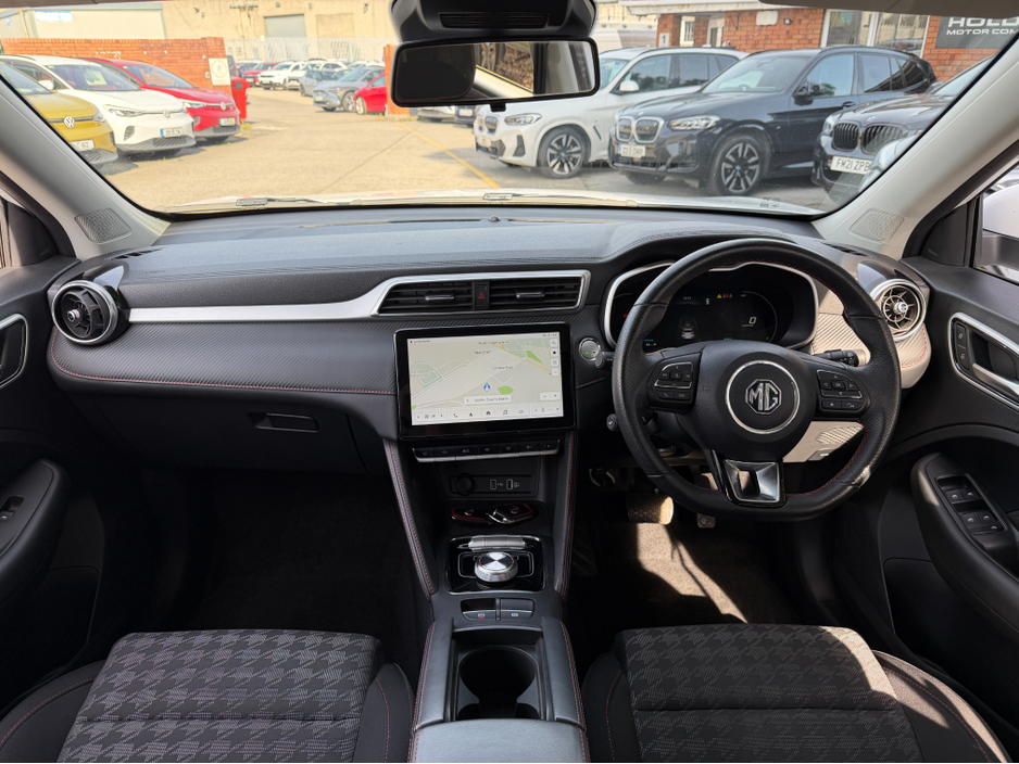 2024 MG ZS - image 25