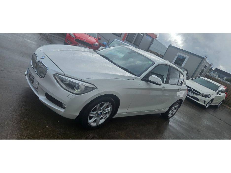 2015 BMW 1 Series - image 5