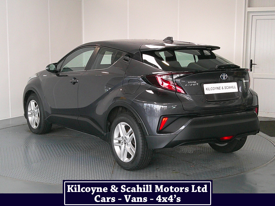 2020 Toyota C-HR - image 5