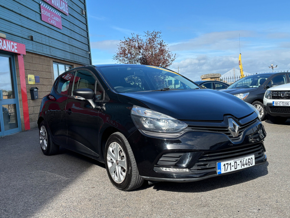2017 Renault Clio - image 4