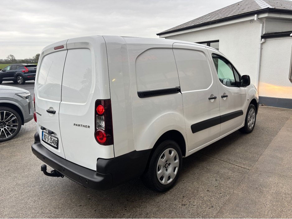 2016 Peugeot Partner - image 5