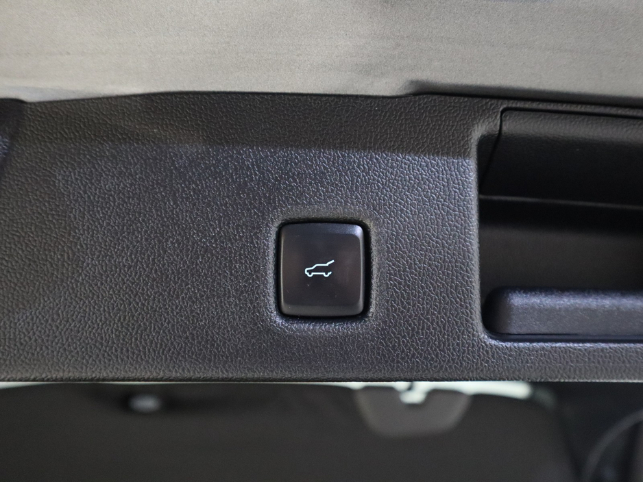 2022 Ford Kuga - image 30