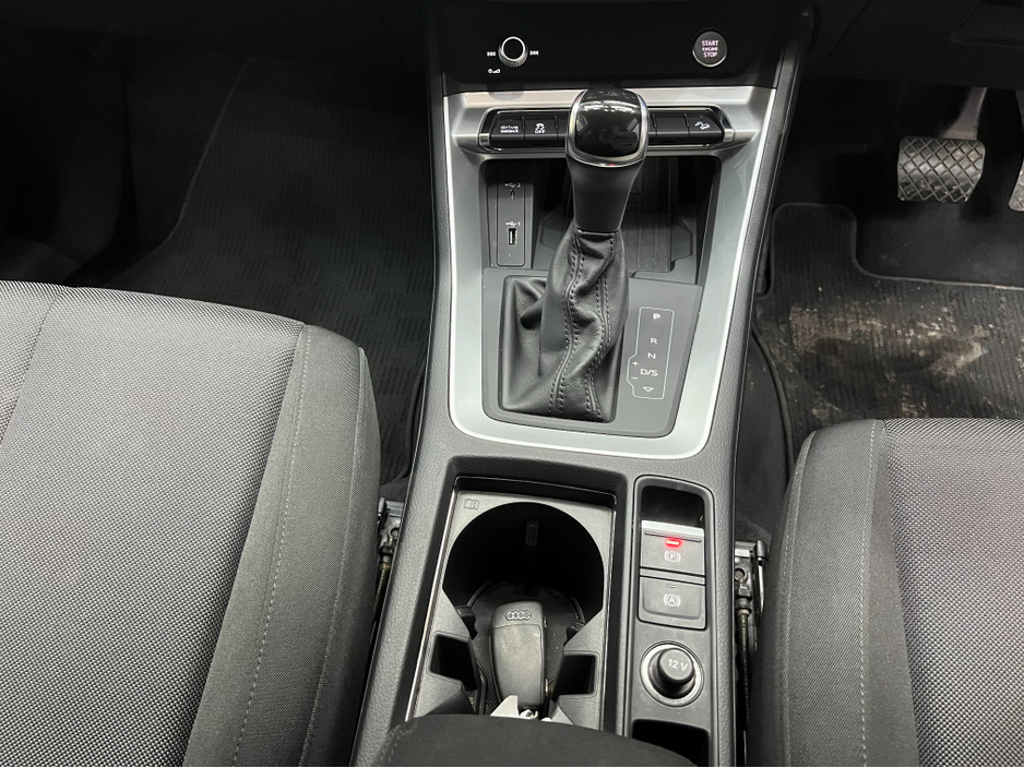 2020 Audi Q3 €29950! 2020 AUDI Q3 35TDI QUATTRO ADVANCED 2.0 AUTOMATIC / CRUISE CONTROL / 360° PARKING CAMERA / ELECTRIC HEATED SEATS / APPLE CARPLAY €29,950