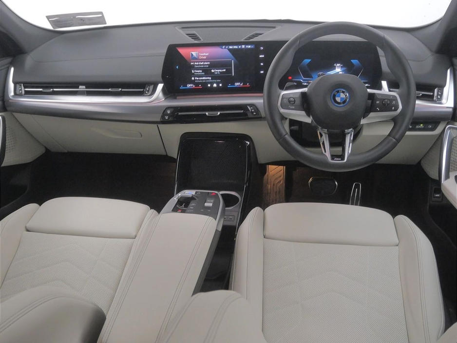 2025 BMW iX2 - image 4