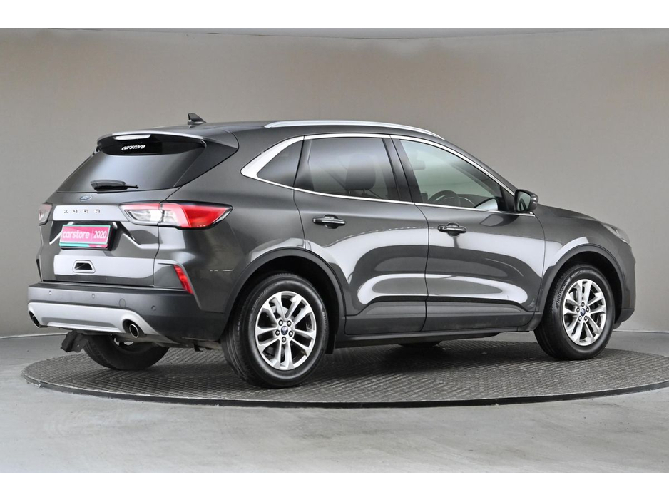 2020 Ford Kuga - image 9