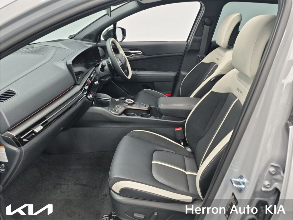 2026 Kia Sportage - image 10