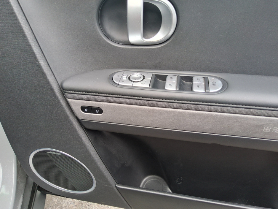 2024 Hyundai Ioniq 5 - image 17