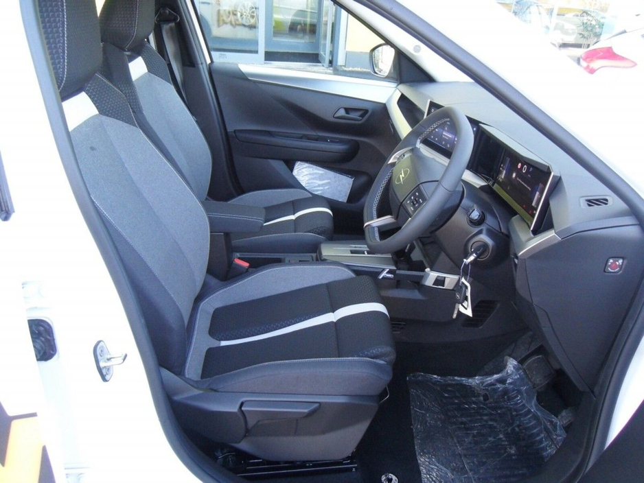 2026 Opel Frontera - image 7