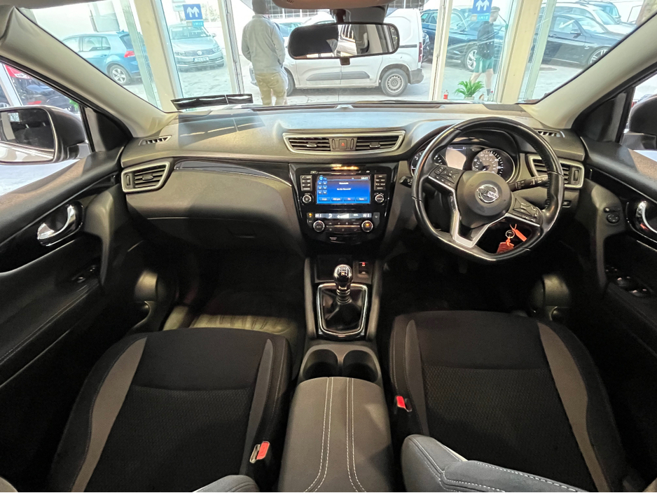 2017 Nissan Qashqai - image 14