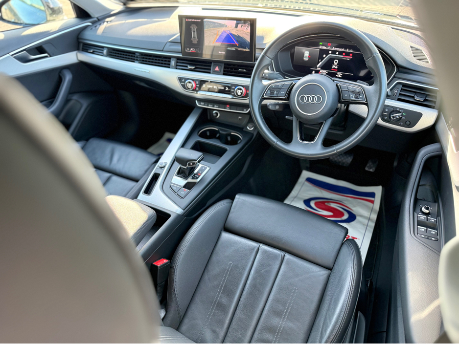 2022 Audi A4 - image 16