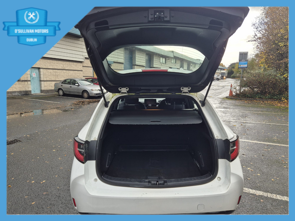 2022 Toyota Corolla - image 10