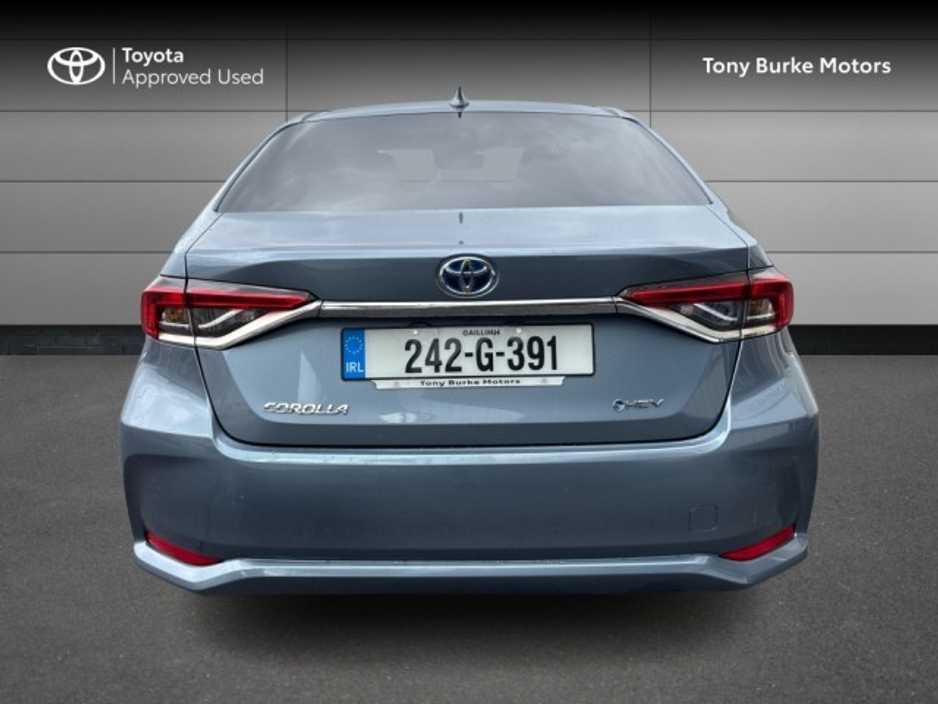 2024 Toyota Corolla - image 5